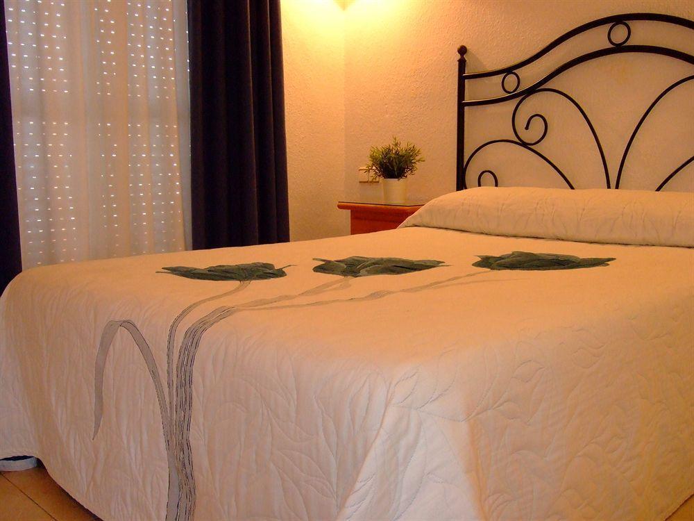 Hostal Juan De Austria II 阿瓜杜尔塞 外观 照片